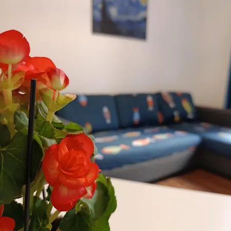 Apartamento F2 Proche La Defense Paris, Parking Gratuit Sur Place *